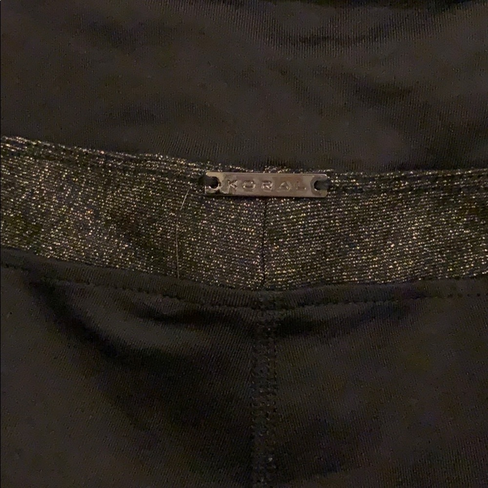 Koral Curve Black and Gold leggings M - Picture 6 of 6